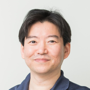 システムエンジニアとして ECシステム等の開発に従事。その後アフィリエイト広告、プログラマティック広告領域において、グローバル連携が必要な大規模プラットフォームのプロダクトマネジメントに従事。カタリナマーケティングジャパン社へは 2018 年に入社、IT やオペレーション部門の責任者を経て、2023年から現職。テクノロジー、ITセキュリティ領域全般を管掌している。
